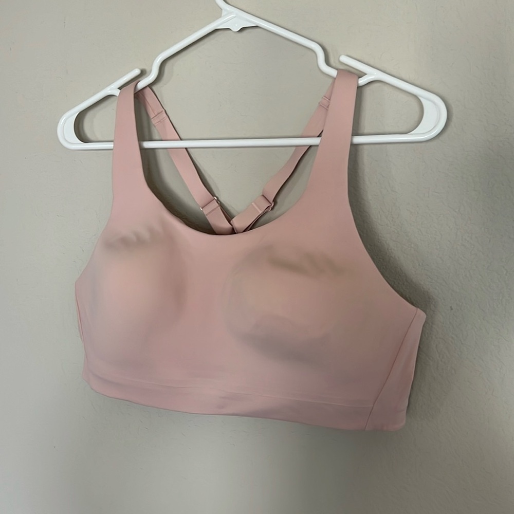 Athleta Advance Sports Bra, new with tags